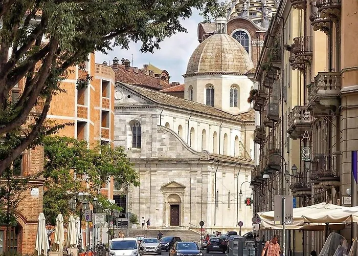 Casa Ormea - 5 Min To Metro, Fast Wi-fi & Netflix * Torino