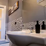 Διαμέρισμα Casa Ormea - 5 Min To Metro, Fast Wi-fi & Netflix