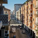 Casa Ormea - 5 Min To Metro, Fast Wi-fi & Netflix Διαμέρισμα