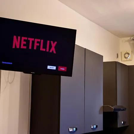 Casa Ormea - 5 Min To Metro, Fast Wi-fi&netflix Appartamento *